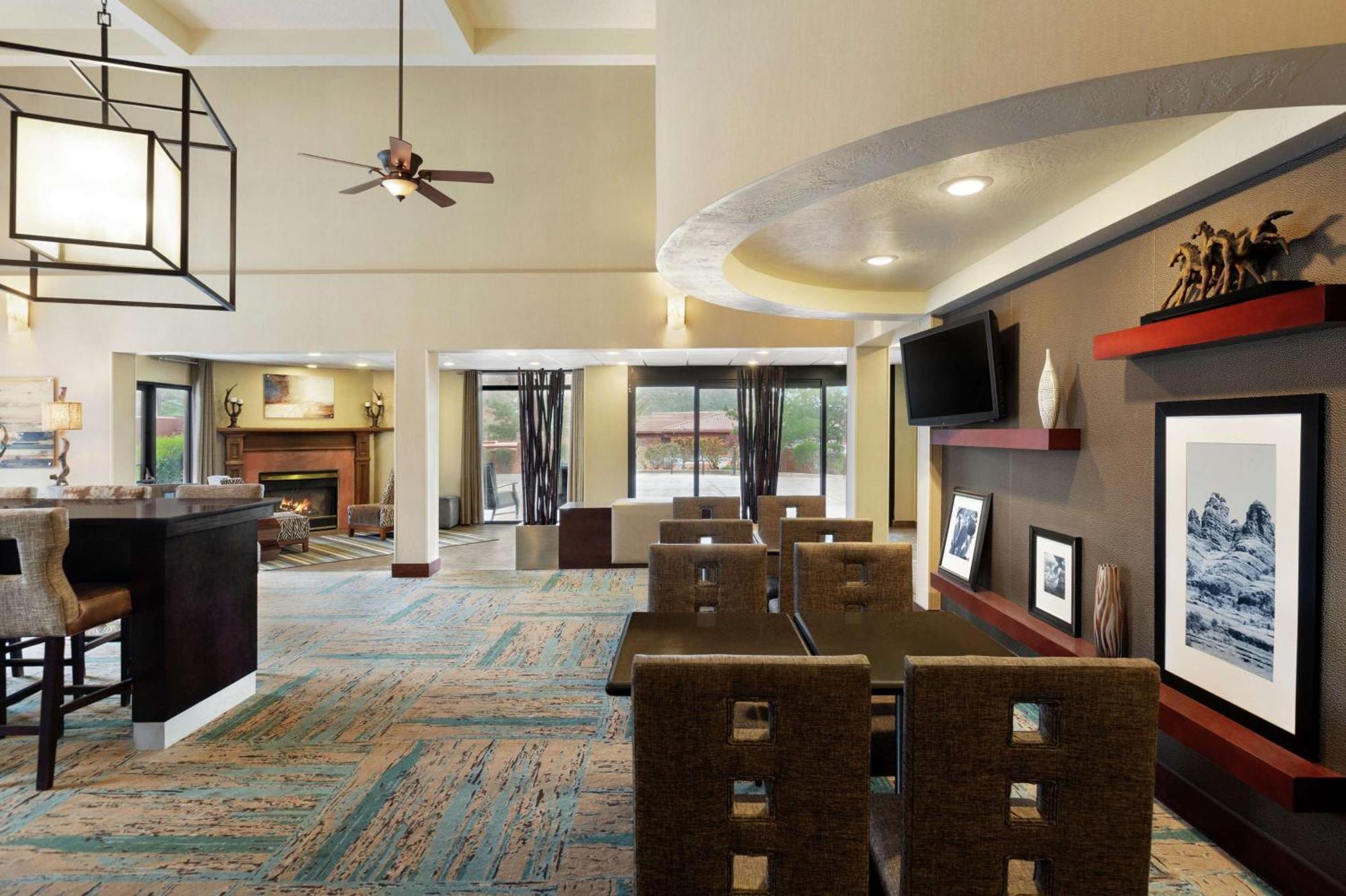 Hampton Inn Седона Экстерьер фото